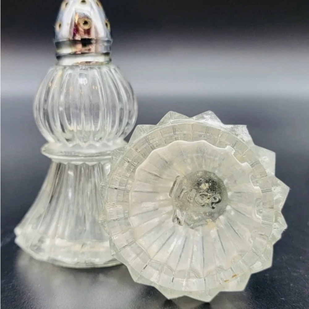 1950’s Irice NY Irving W Rice & Co Inc - Salt/Pepper Shakers